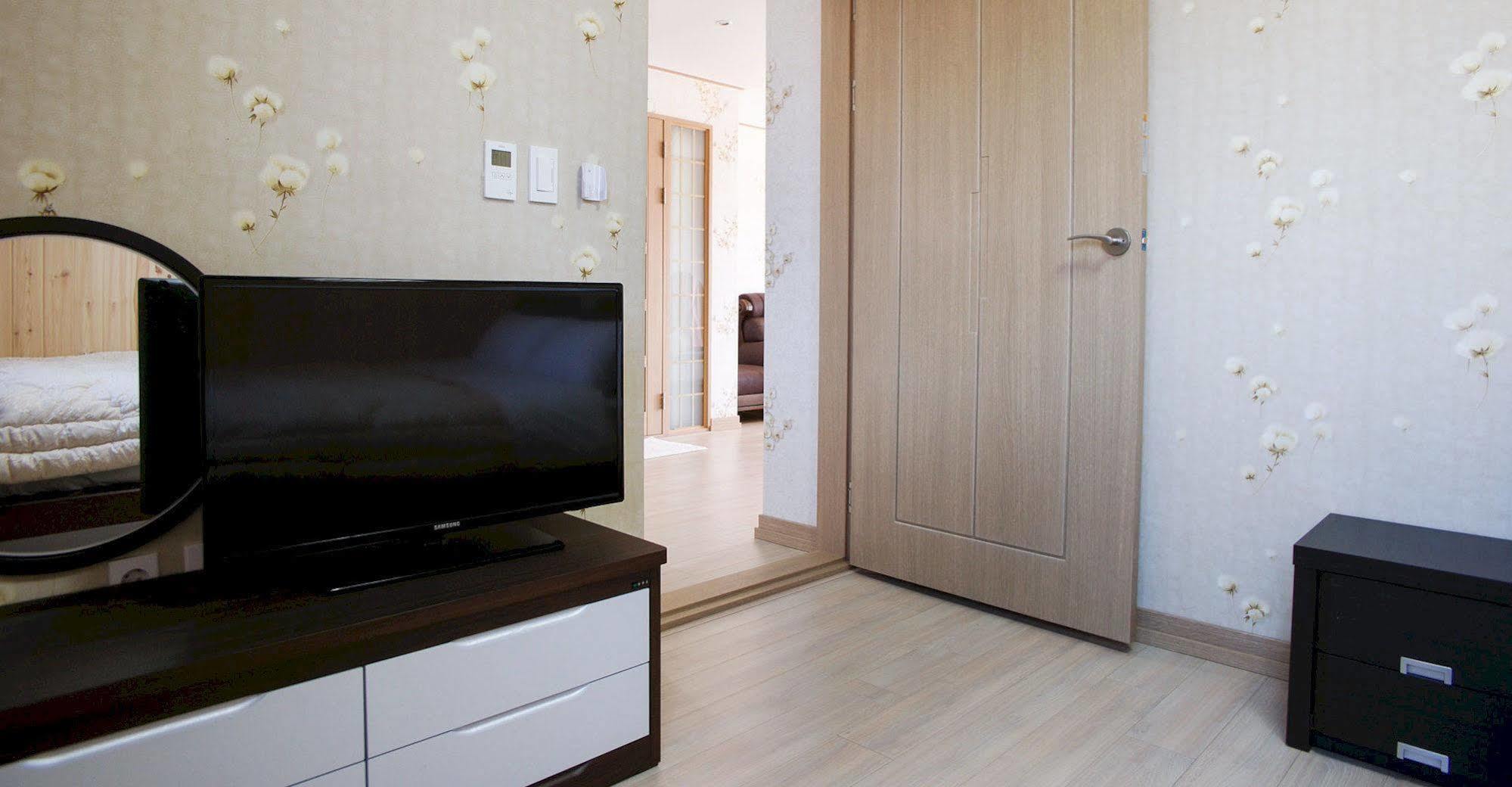 Lapaloma Pension Чеджудо Экстерьер фото