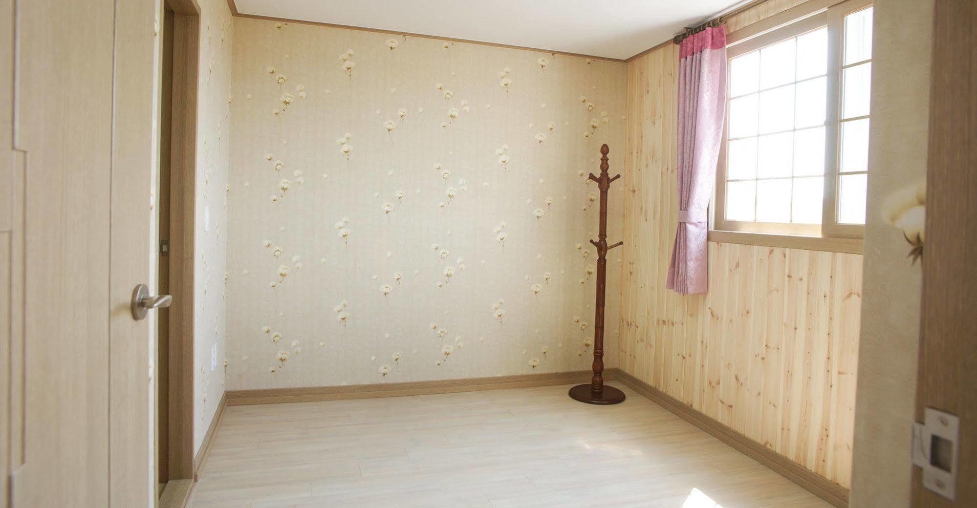 Lapaloma Pension Чеджудо Экстерьер фото